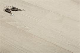 Ламинированный паркет Avers Boden БОДХИ ABRE24. 1215*196*8мм. Пропитка воском. V-образная фаска. 33 класс. 8 штук в упаковке. 1,905  м2 в упаковке. 7-jnZy0hh3Z14gQulbrFP0